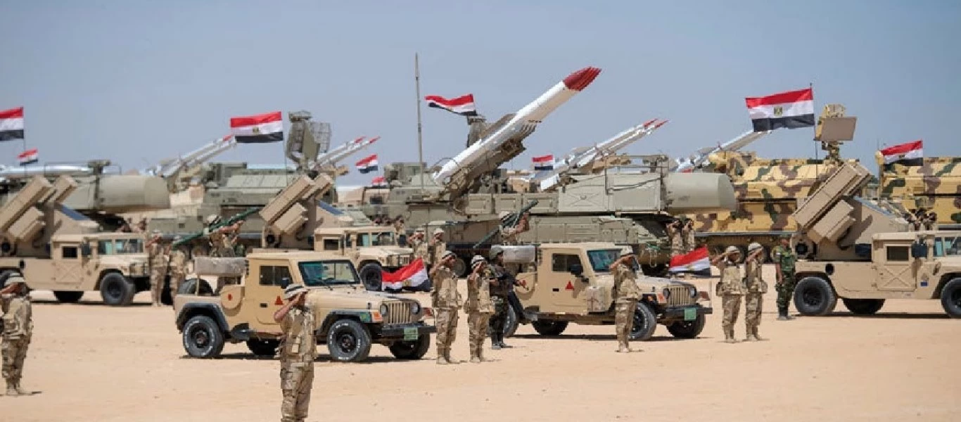 Έξι αραβικές χώρες σε κοινές ασκήσεις στην Αίγυπτο στα σύνορα με την Λιβύη (βίντεο)